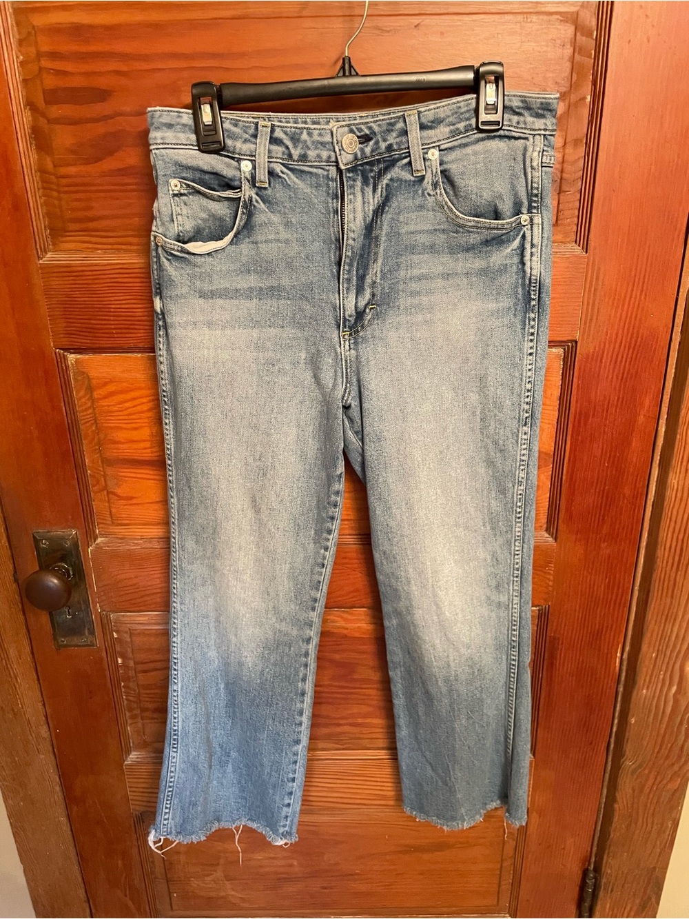 AMO Denim High Rise Kick Crop Jeans in Wild Card Wash